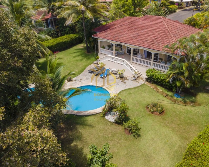 3 bedroom villa with ocean view in gated community